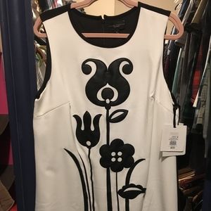 VICTORIA BECKHAM B&W w/ Leather Detail